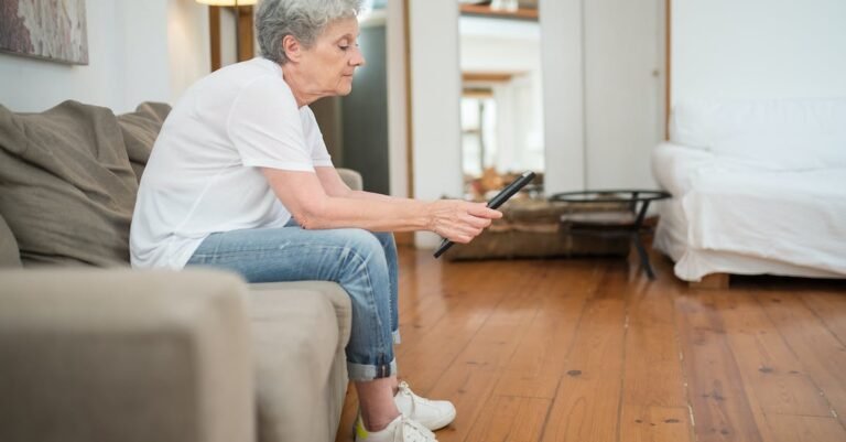 Helpful Tips For Preventing And Dealing With Hair Loss